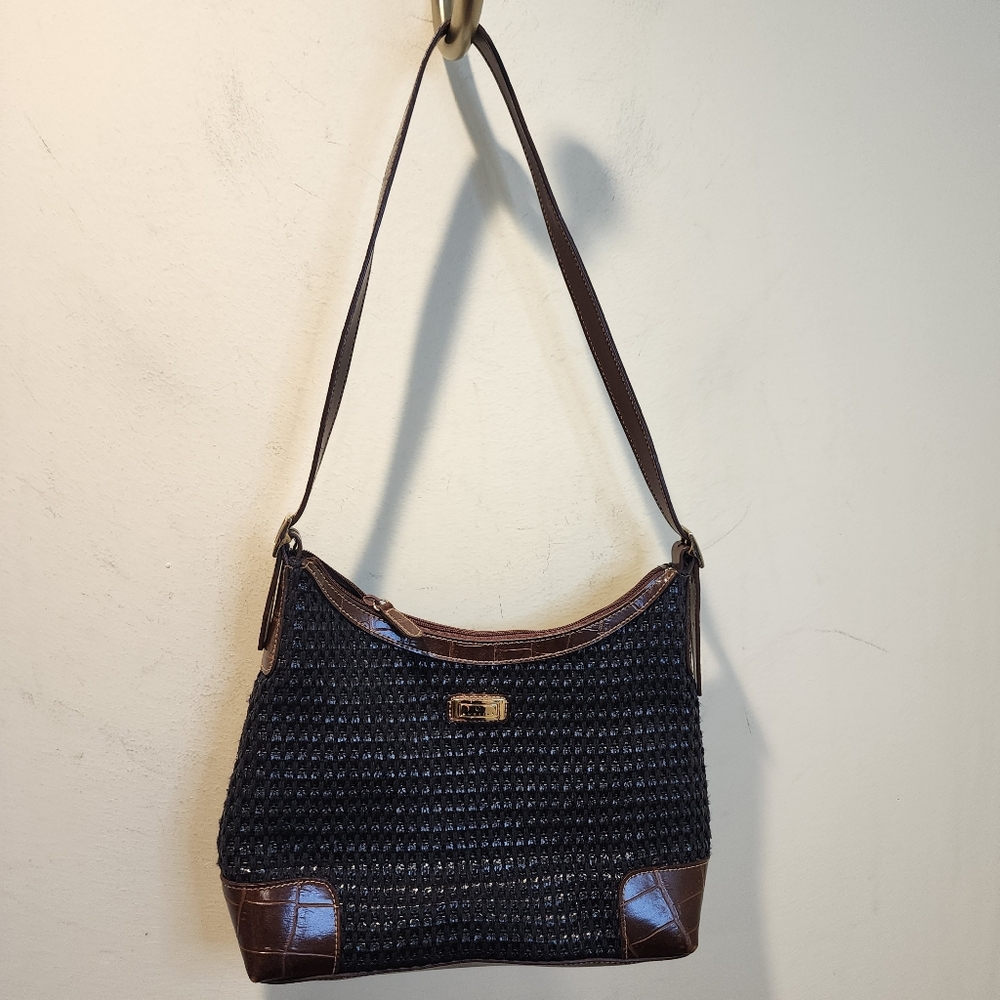 CL AMERICA Woven Shoulder Bag in Black and Brown